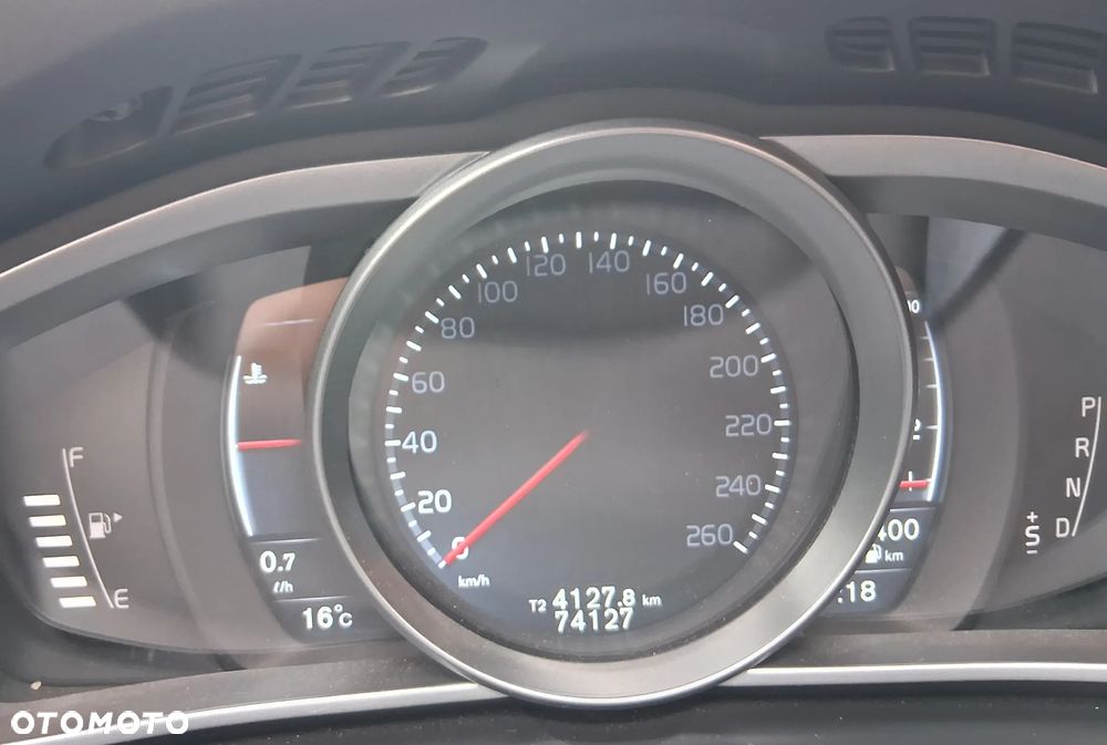 Volvo V40 - 17