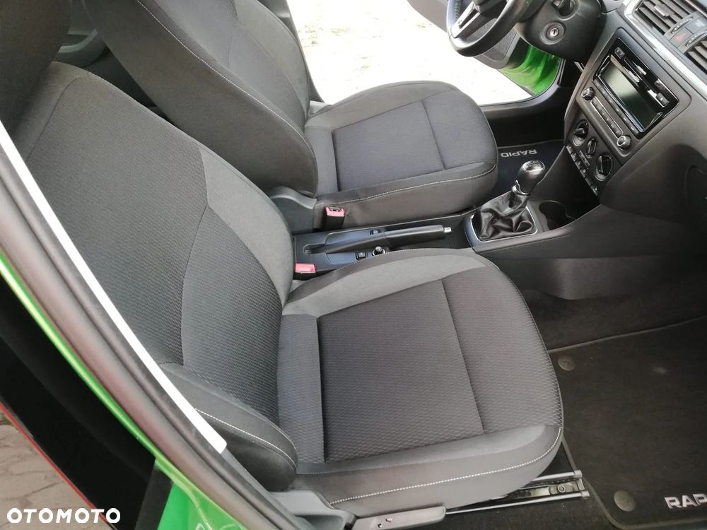 Skoda RAPID 1.2 TSI Ambition Green tec - 11