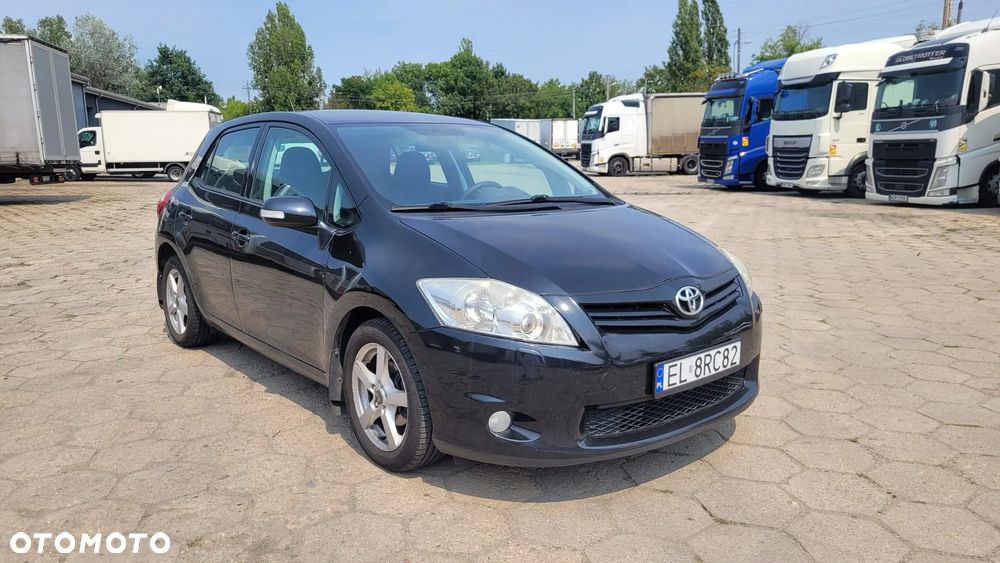 Toyota Auris 1.4 D-4D Premium MM - 3