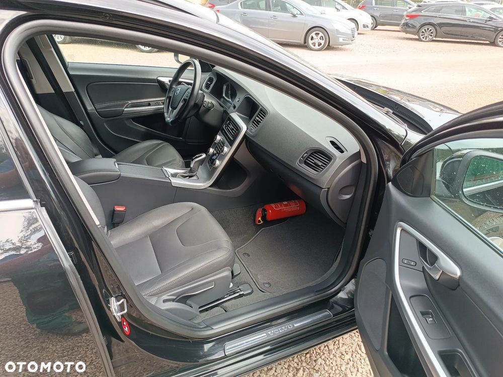 Volvo V60 D2 Drive-E Summum - 31