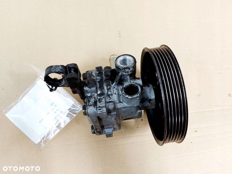 mitsubishi grandis 2.4 b pompa wspomagania - 4