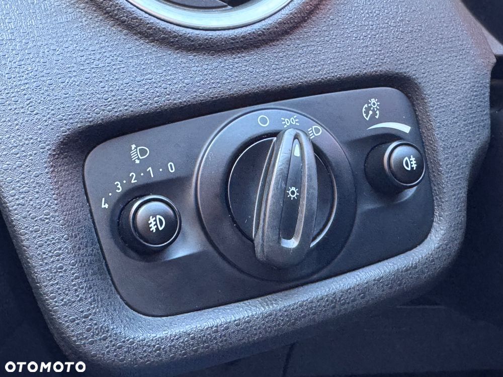 Ford Fiesta 1.25 Titanium EU5 - 31