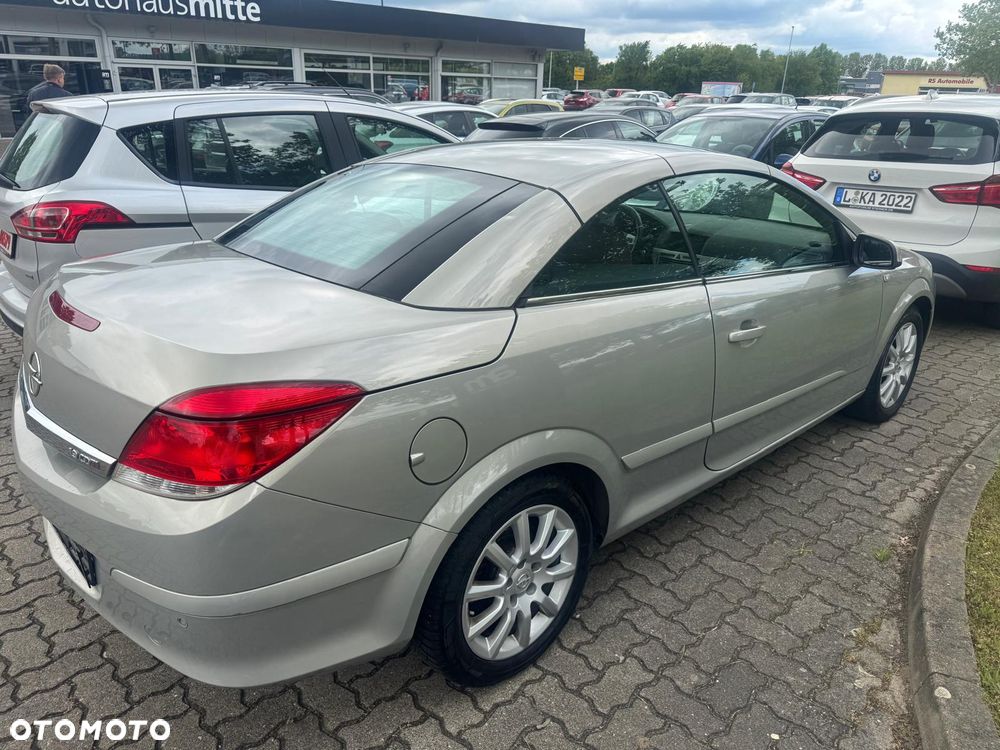 Opel Astra - 3