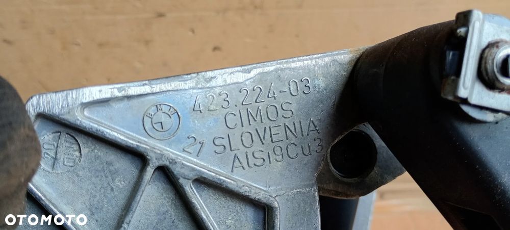 Pedał sprzęgła hamulca BMW I E87 423224 - 7