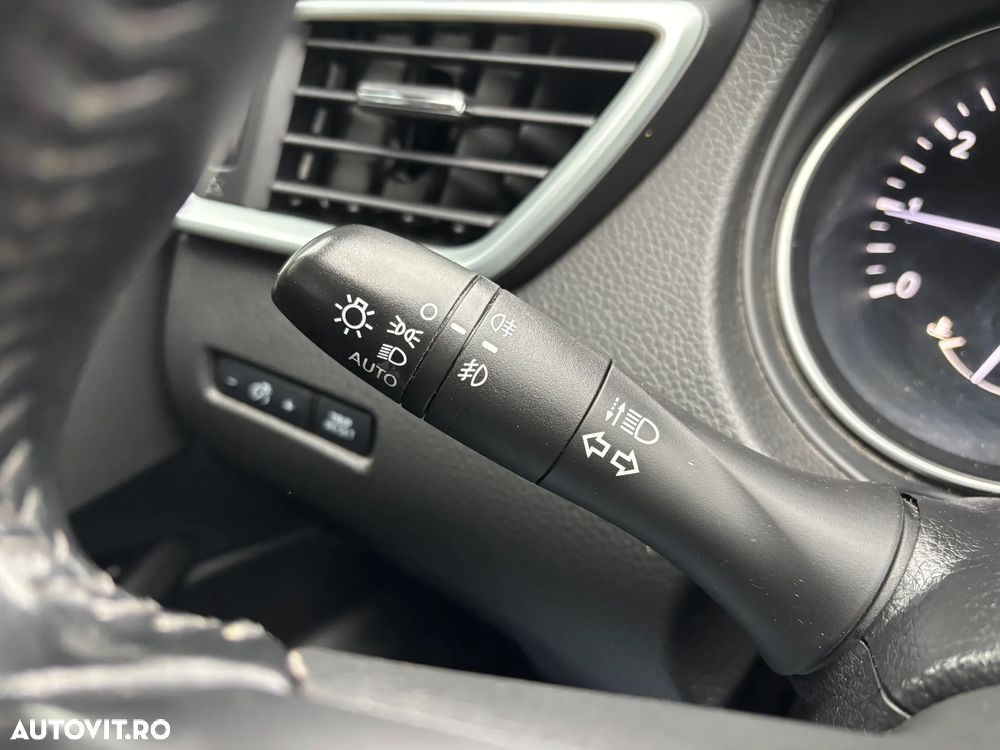 Nissan Qashqai 1.3 DIG-T N-CONNECTA - 21