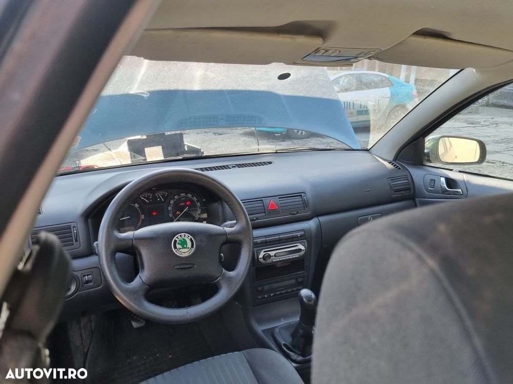 Skoda Octavia 1.9 TDI Tour - 8