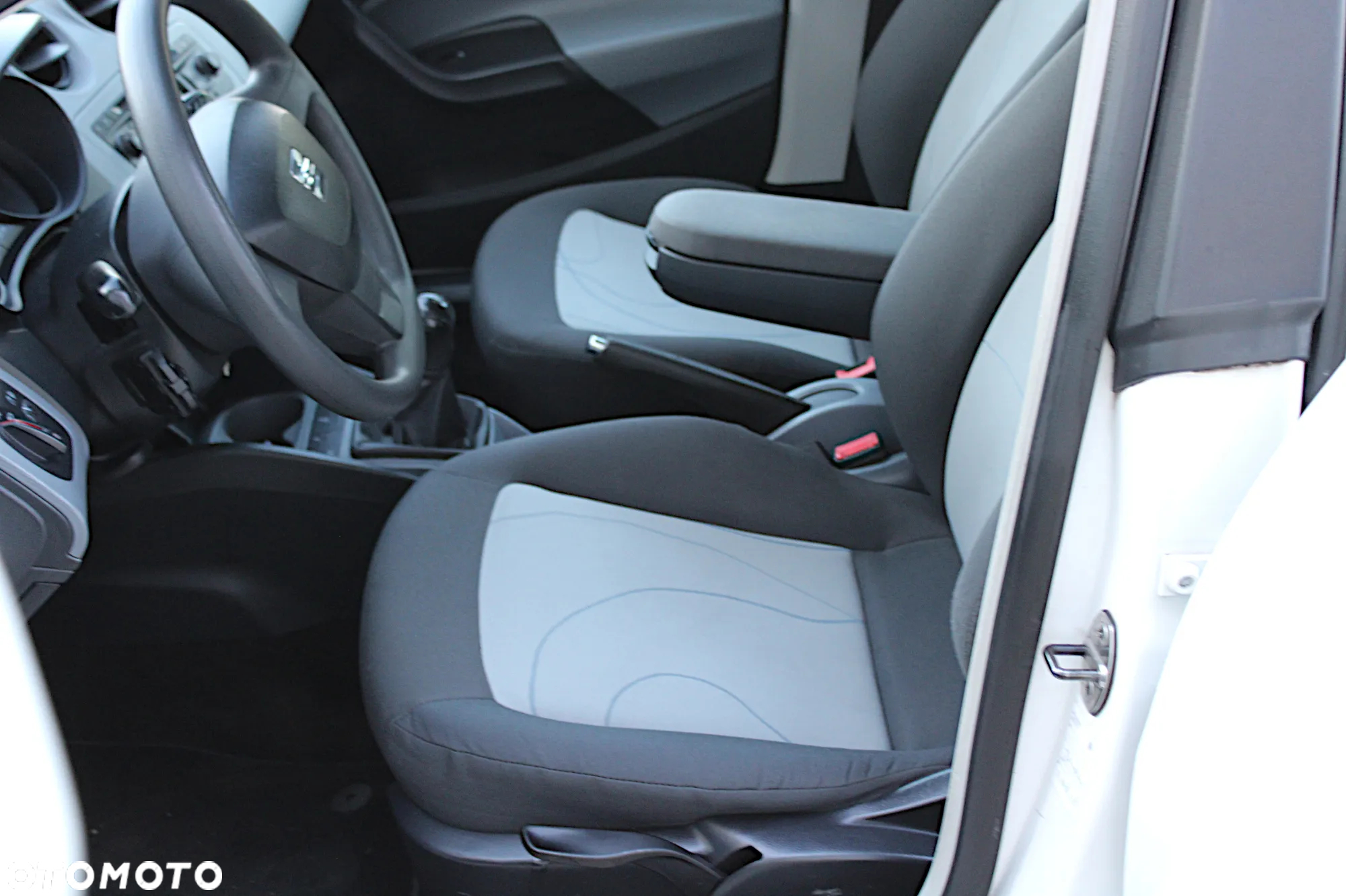 Seat Ibiza - 33
