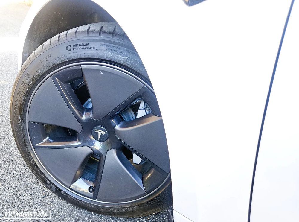Tesla Model 3 Long Range Tração Integral - 40