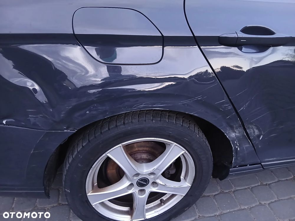 Volkswagen Passat 2.0 TDI (BlueMotion Technology) Comfortline - 11