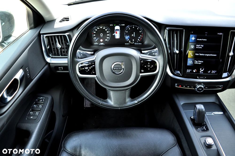 Volvo V60 B3 B Geartronic Momentum Pro - 21