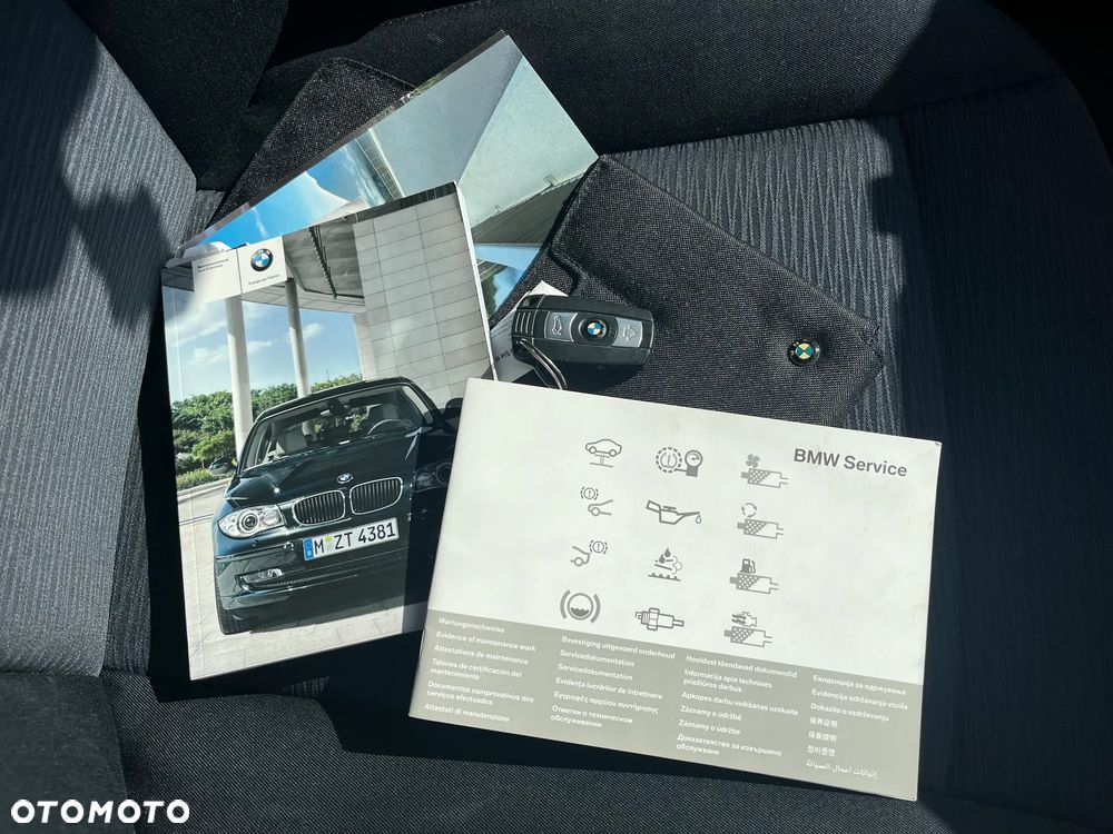 BMW Seria 1 118i Edition Sport - 21