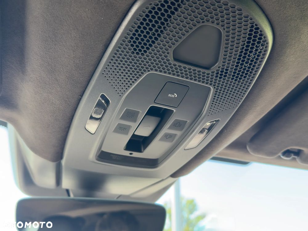 Porsche Panamera 4 E-Hybrid PHEV - 19