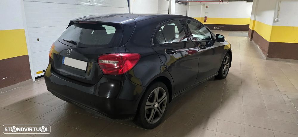 Mercedes-Benz A 180 CDI (BlueEFFICIENCY) - 14