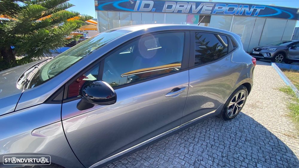 Renault Clio 1.0 TCe Techno - 19