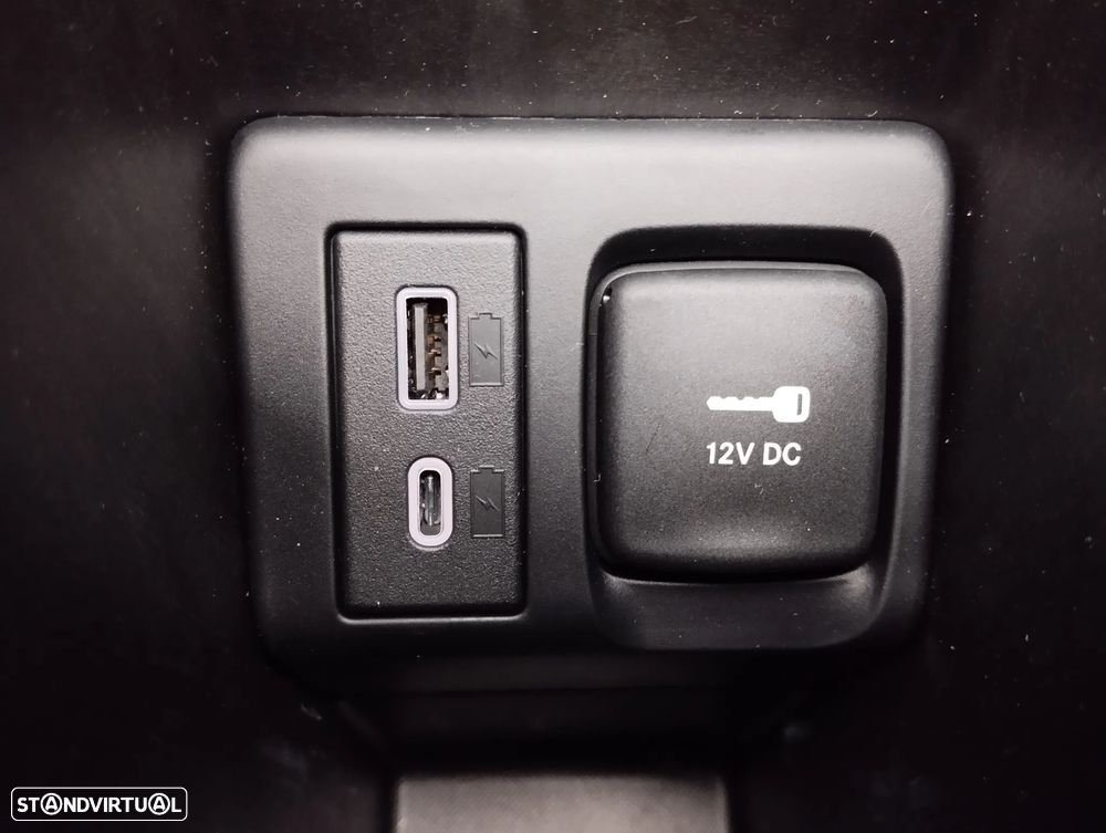 Fiat 500C 1.0 Hybrid Icon - 42