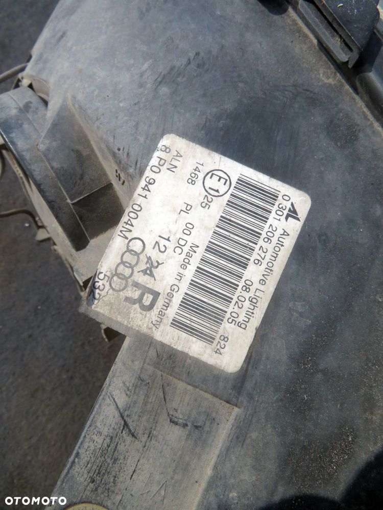 LAMPA PRZEDNIA PRAWA A3 8P 8P0941004M XENON AUDI 2003-2008 - 6