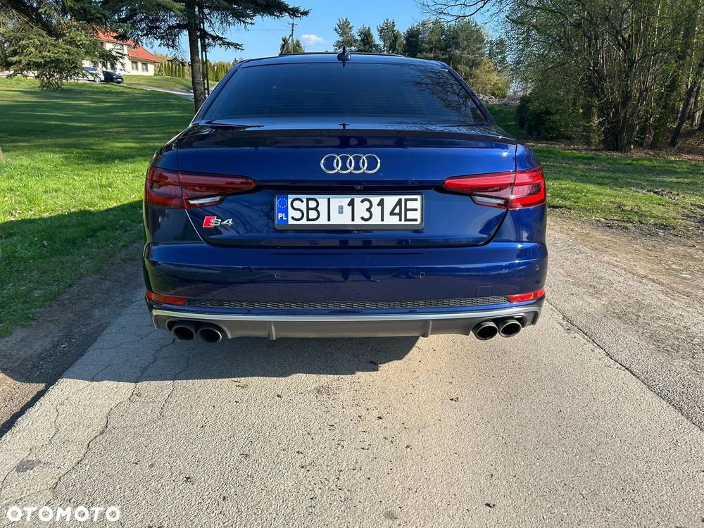 Audi S4 Limousine - 8