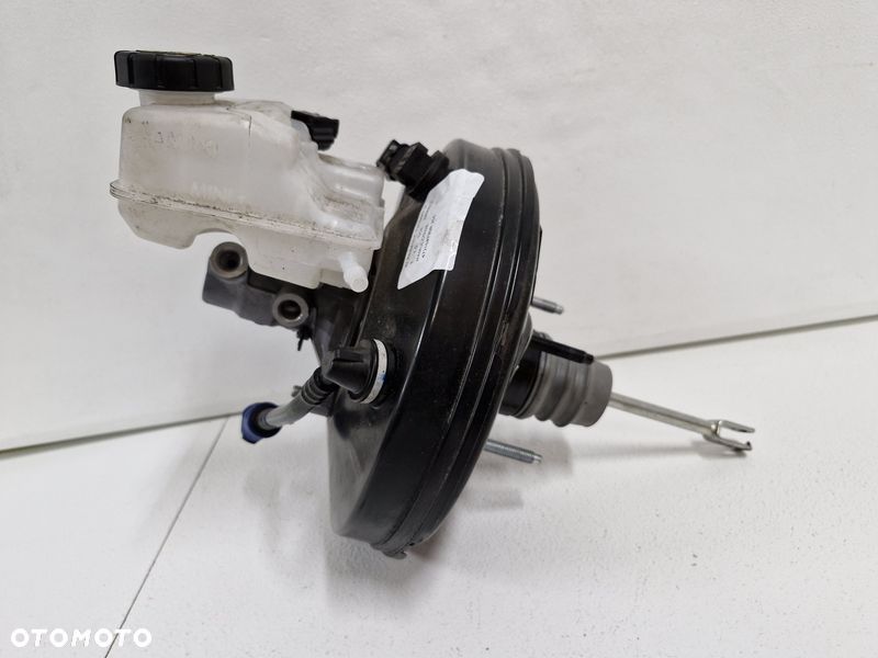 RENAULT TWINGO 3 III 1.0 SCE SERWO HAMULCOWE POMPA HAMULCA 472104799R - 1