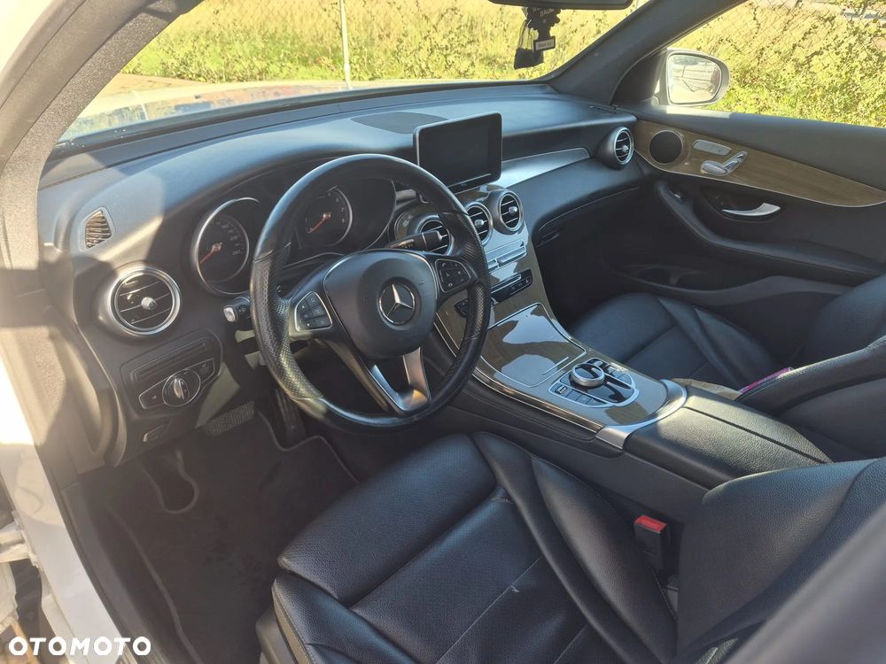 Mercedes-Benz GLC 300 4-Matic - 13