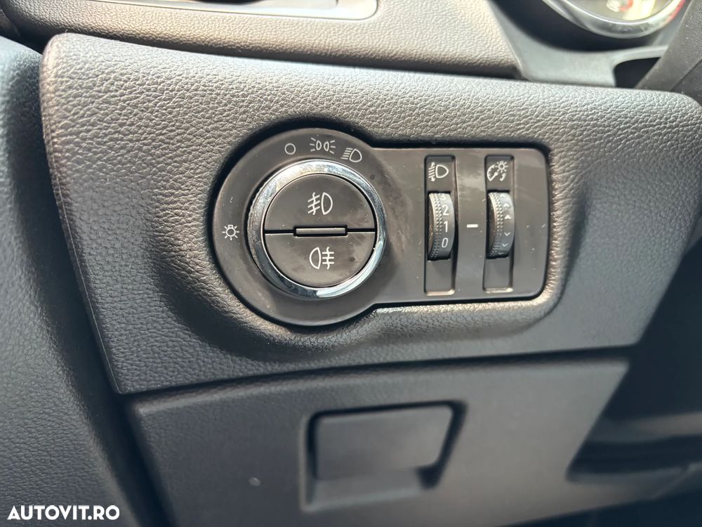 Opel Astra 1.6 TWINPORT ECOTEC Active - 15