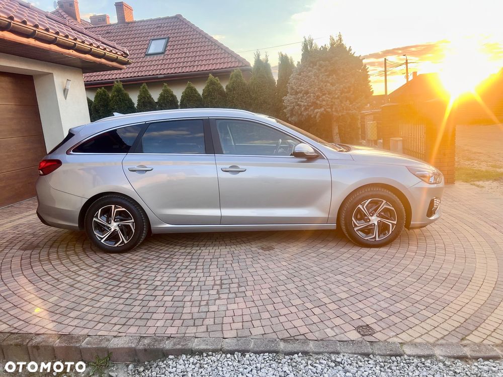 Hyundai i30 1.6 D Comfort - 30