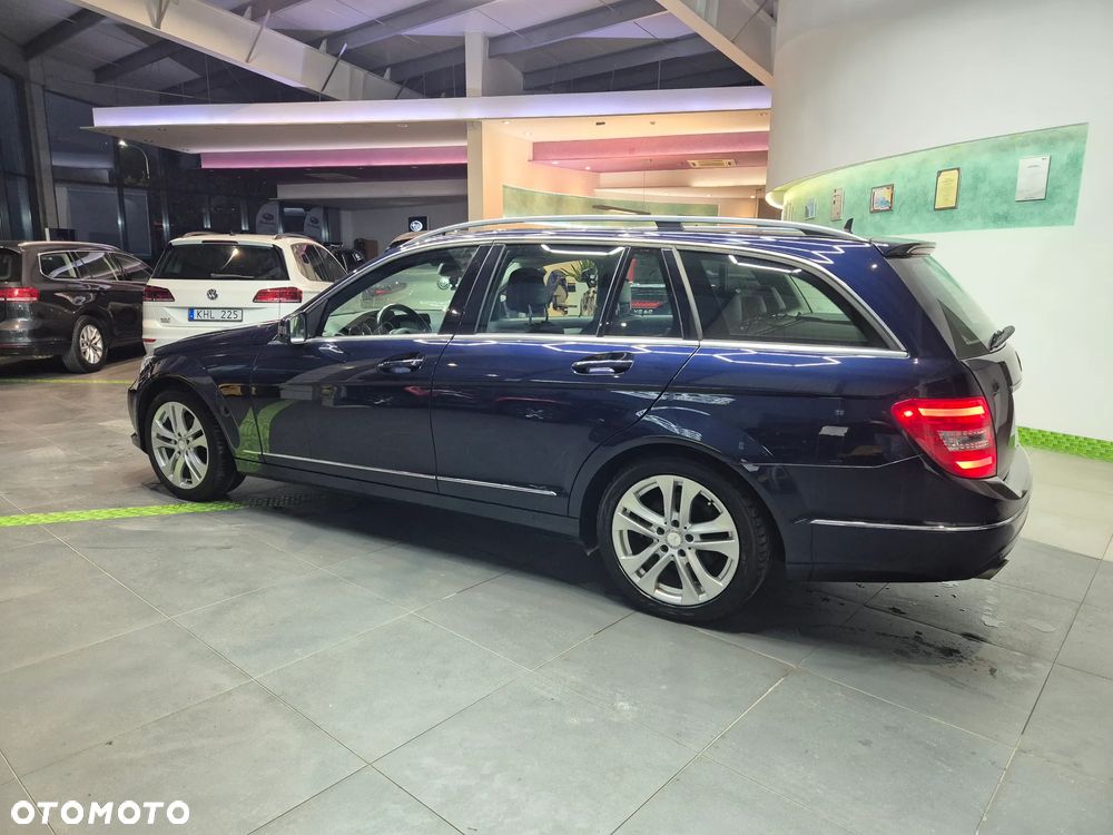 Mercedes-Benz Klasa C 200 T CGI Automatik BlueEFFICIENCY Avantgarde - 12