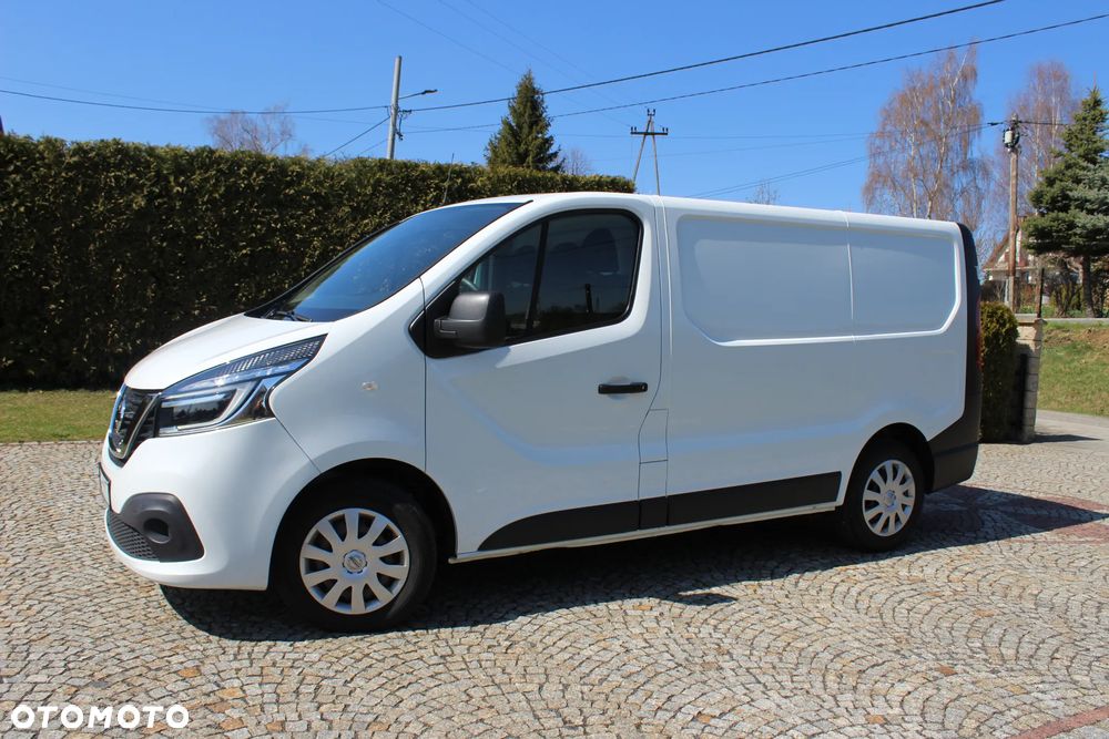 Nissan NV 300 - 1