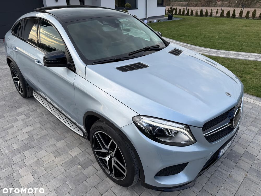 Mercedes-Benz GLE - 38