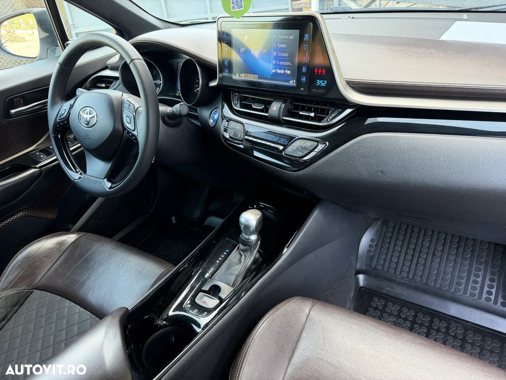 Toyota C-HR Lounge - 5