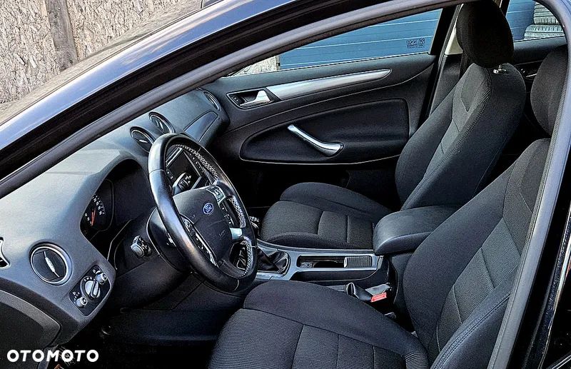 Ford Mondeo SW 2.0 TDCi Titanium S - 18