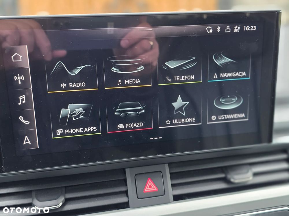 Audi A4 Limousine - 36