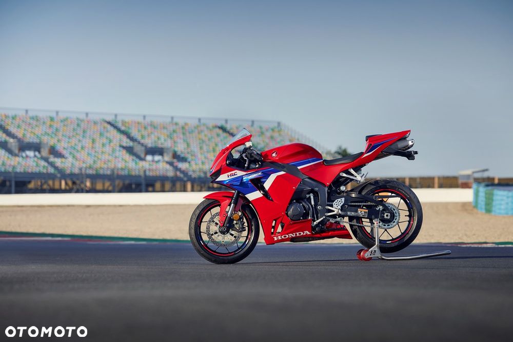 Honda CBR - 3