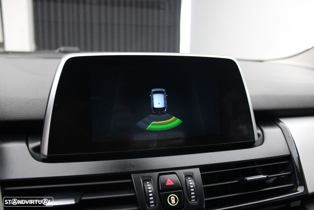 BMW 216 Active Tourer d Advantage - 21