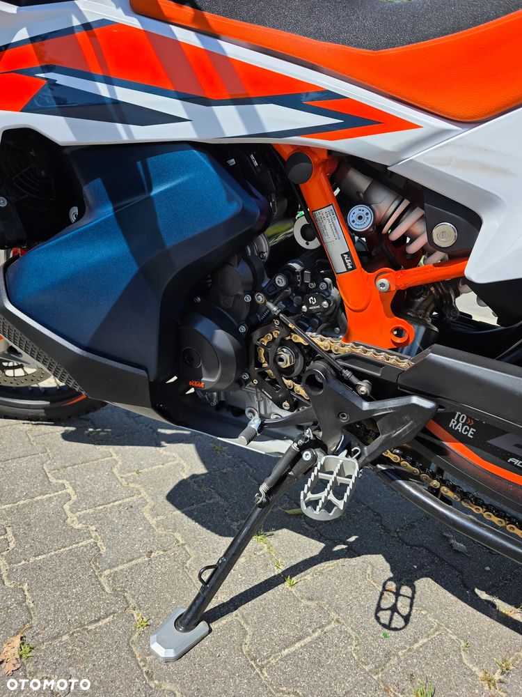 KTM Adventure 890 - 10