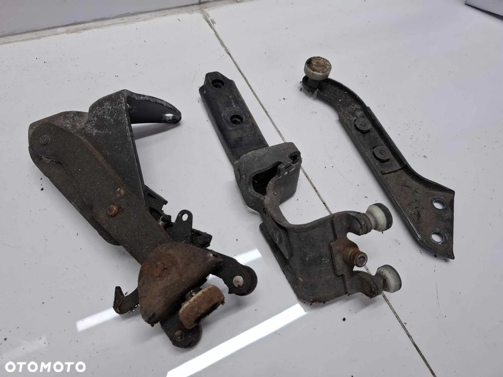 ROLKA ROLKI PROWADNICE DRZWI PRZESUWNYCH PRAWYCH VW T5 TRANSPORTER CARAVELLE - 2