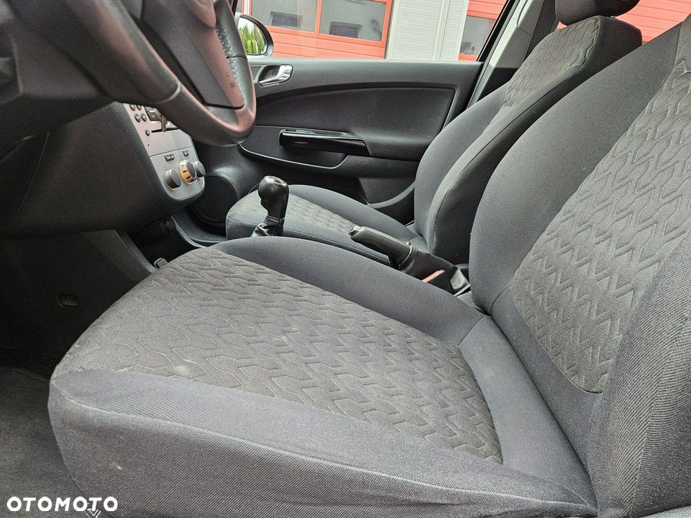 Opel Corsa 1.4 16V Active - 21