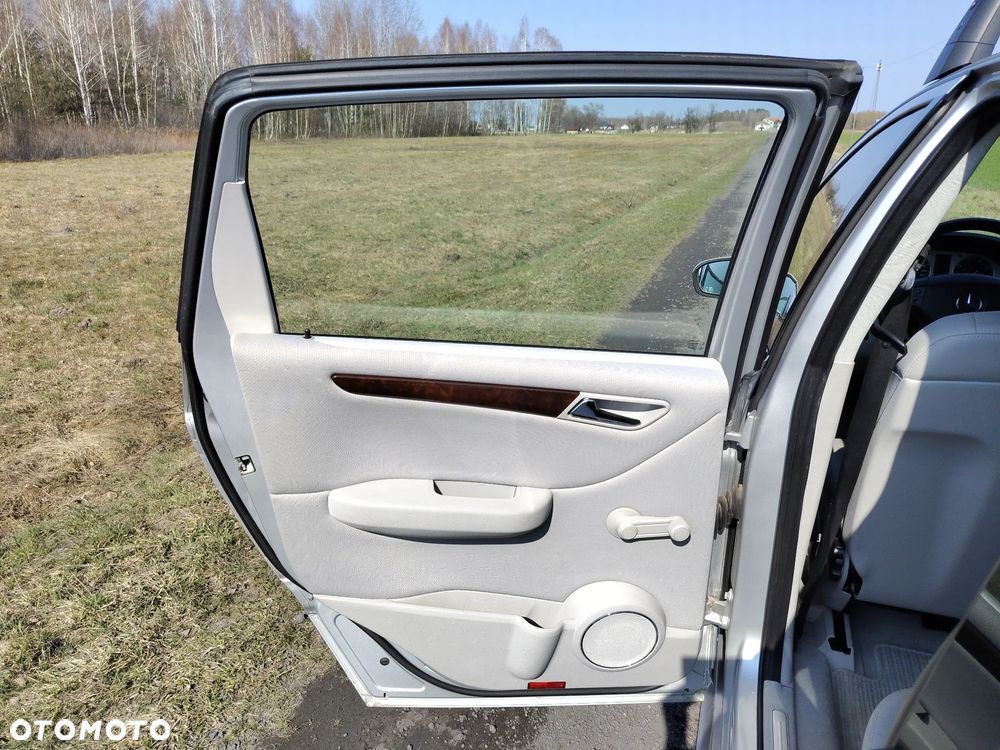 Mercedes-Benz Klasa B - 17