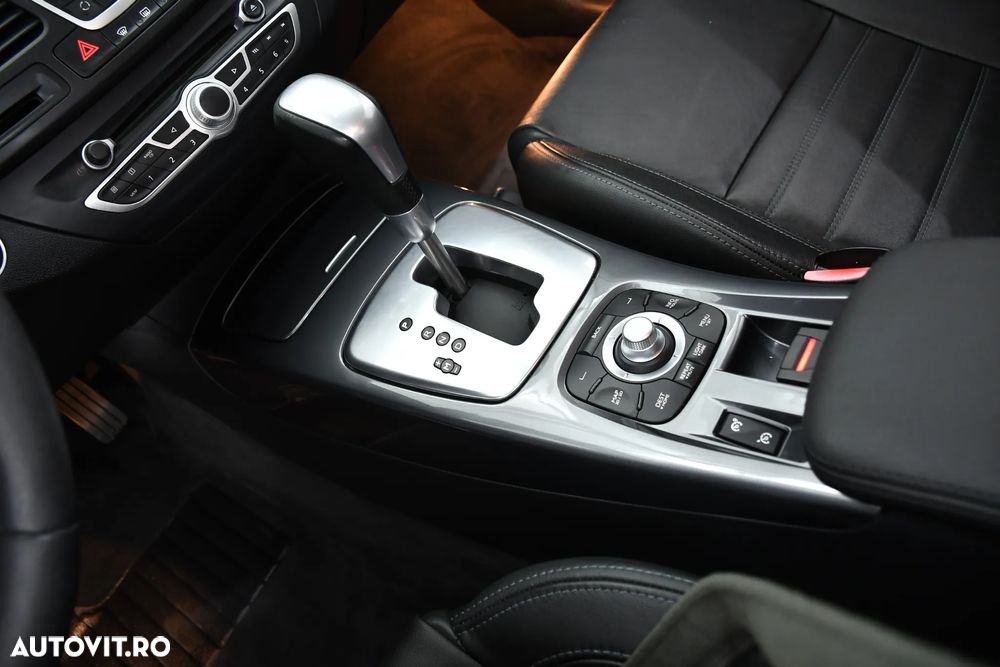 Renault Laguna dCi 150 FAP Aut. GT - 16