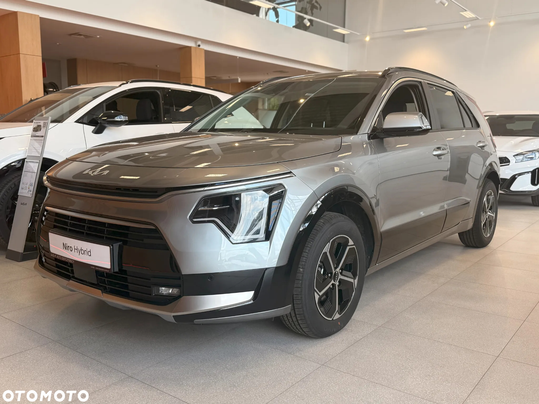 Kia Niro 1.6 GDI Hybrid L - 2