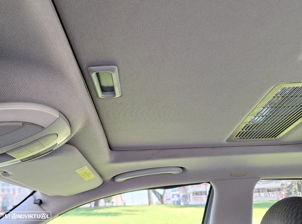 Mercedes-Benz E 220 CDI Elegance - 13