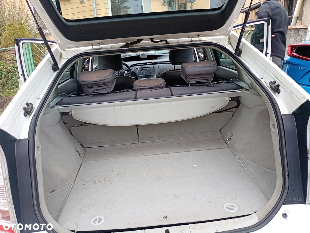 Toyota Prius - 9