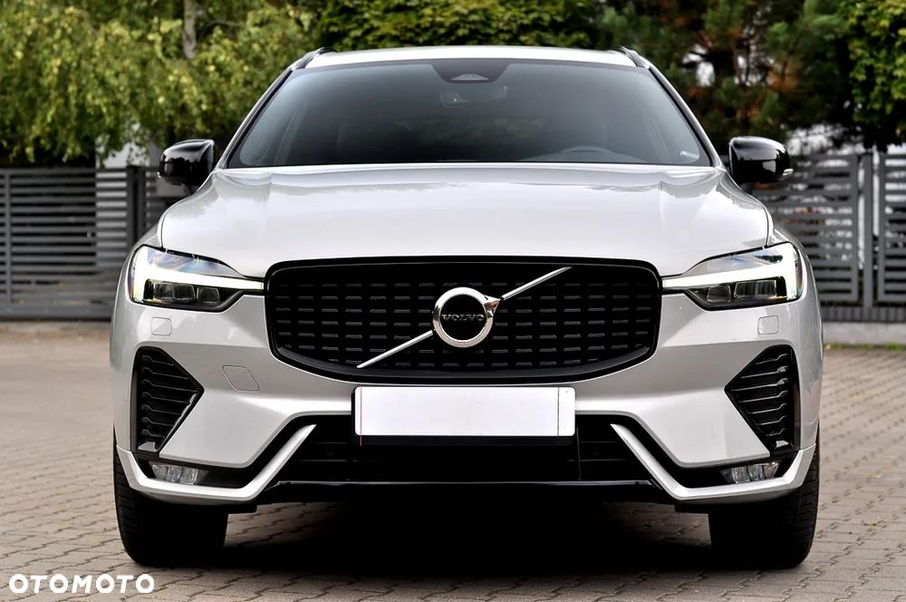 Volvo XC 60 B4 D Geartronic RDesign - 12