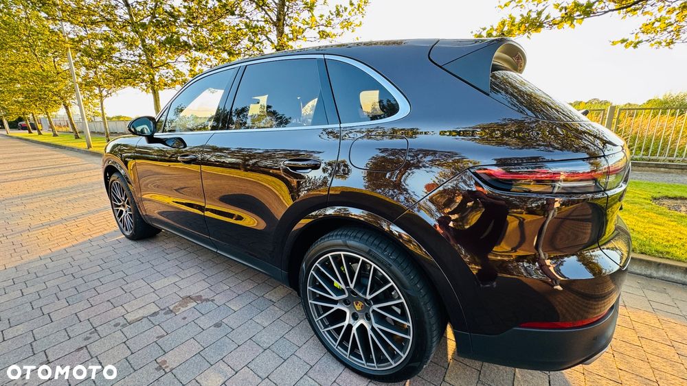Porsche Cayenne Platinum Edition - 3