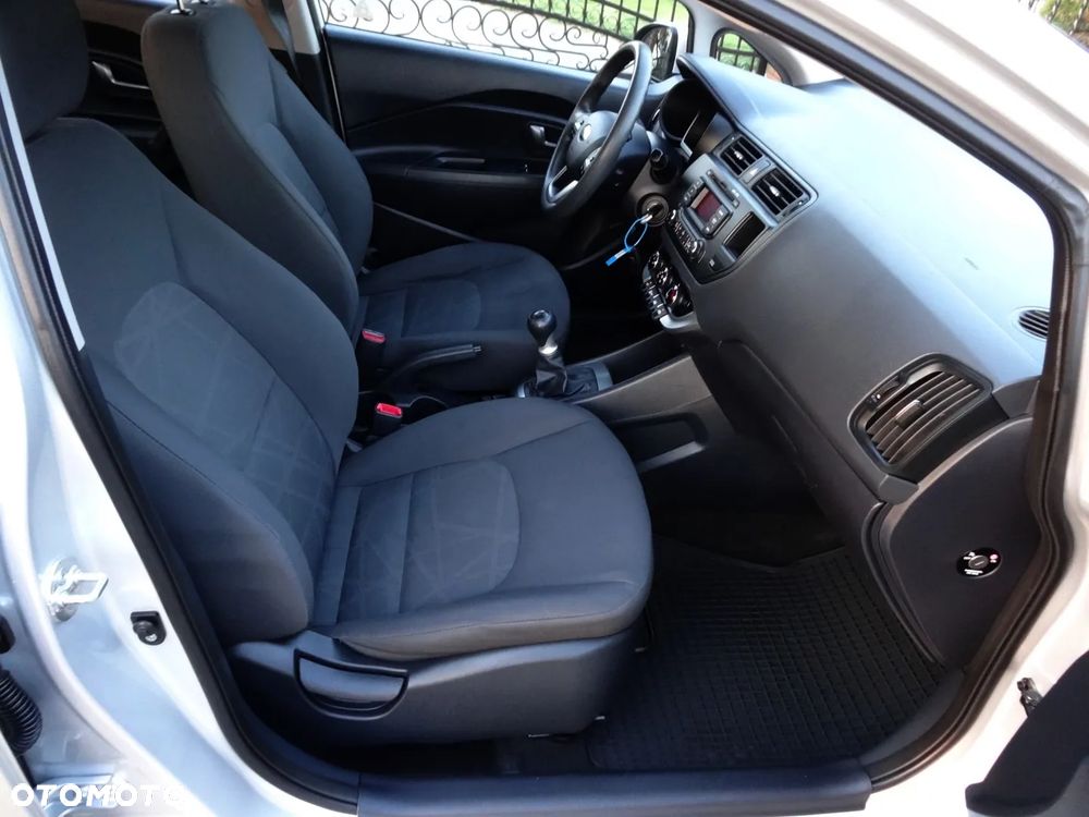 Kia Rio 1.2 Edition 7 - 22