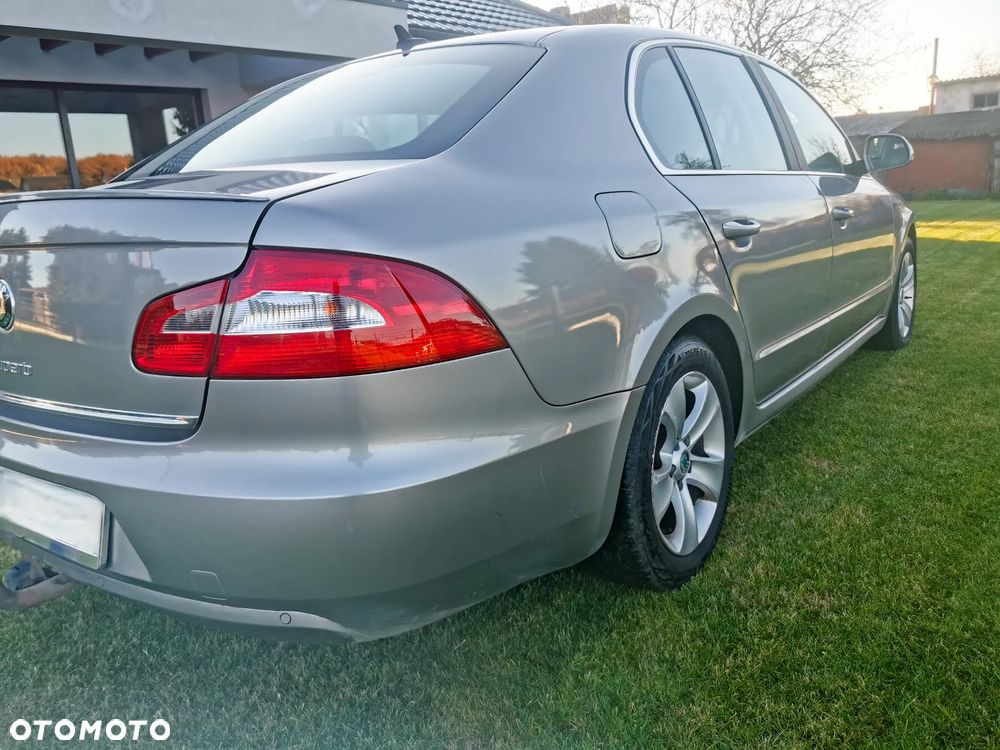 Skoda Superb 1.6 TDI Ambition Greenline - 5
