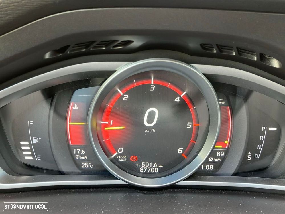 Volvo V40 - 13