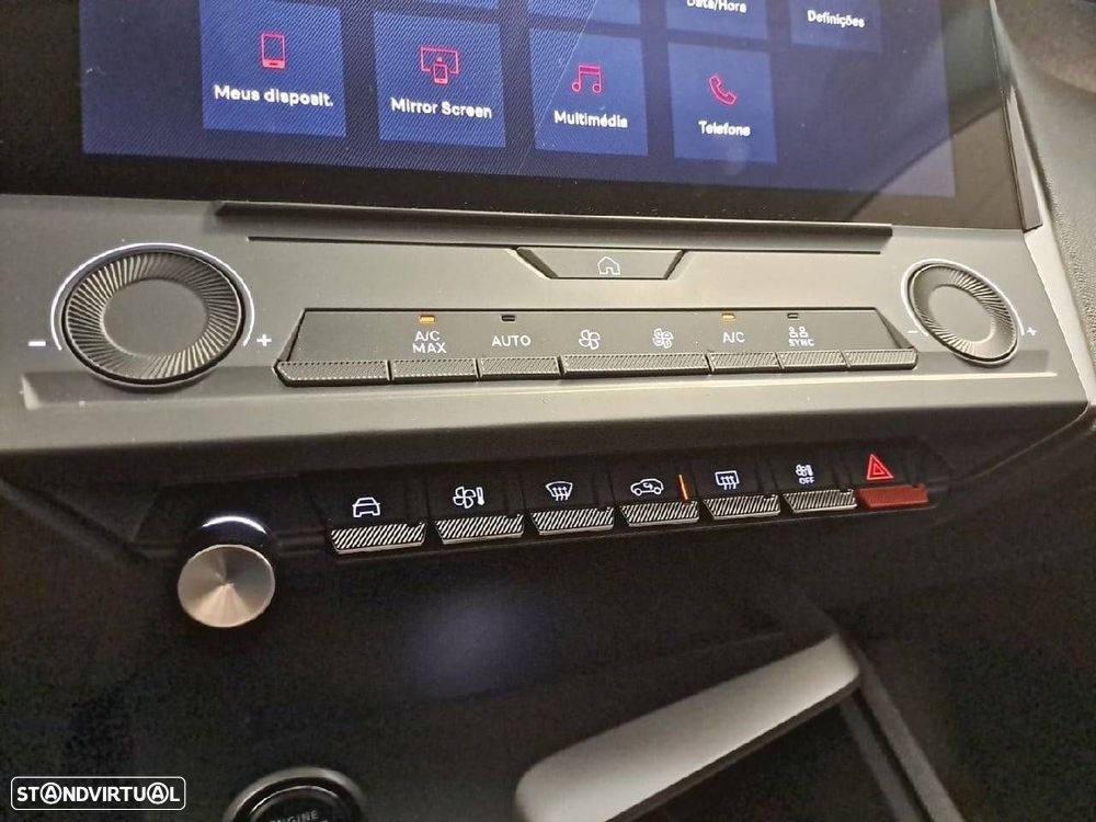 Peugeot 408 1.2 Hybrid Allure e-DCS6 - 23