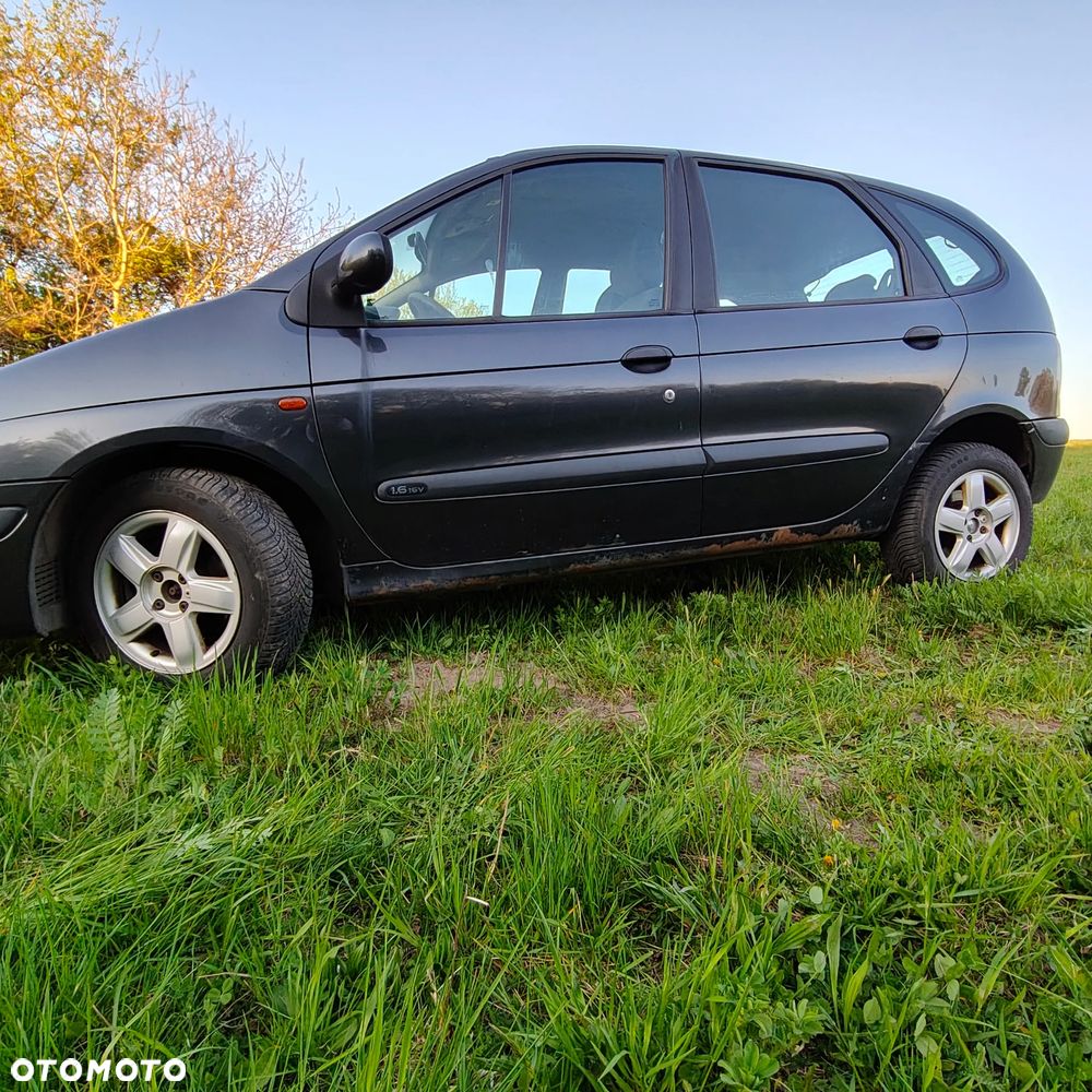 Renault Scenic 1.6 16V EXpression - 3
