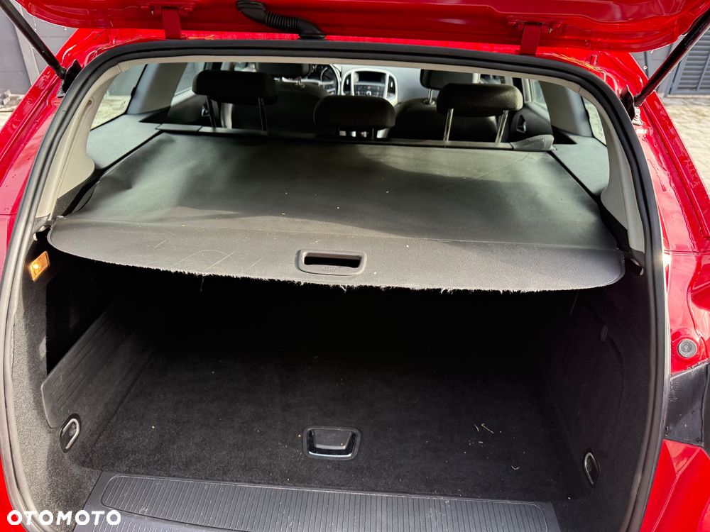 Opel Astra 1.7 CDTI DPF Color Edition - 9