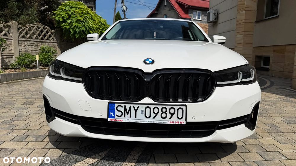 BMW Seria 5 520d Sport Line - 15